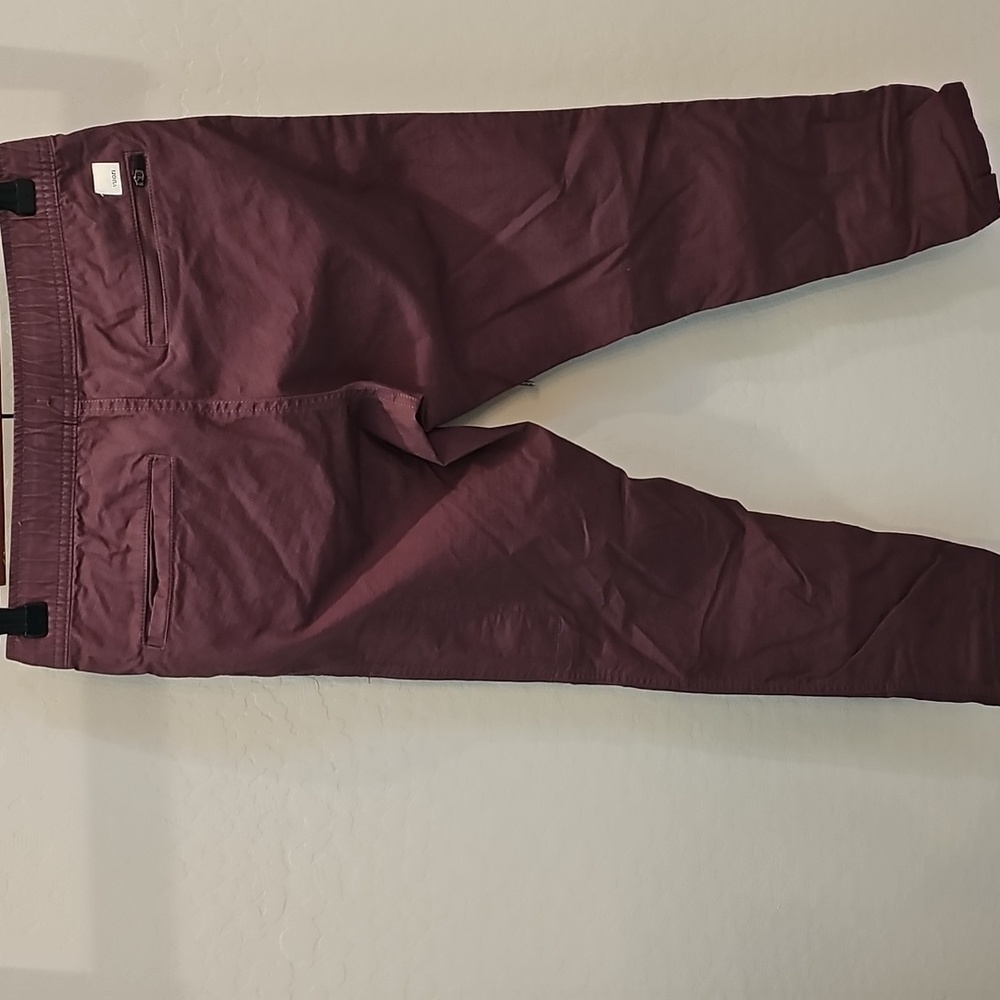 Vuori Women's Ripstop Pant With Drawstring - Picture 6 of 10